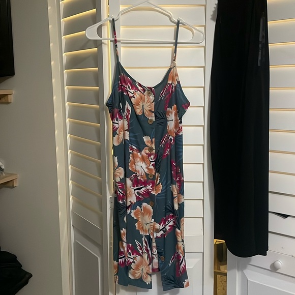 Roxy Sweet About Me Hawaiian Printed Dress NWT (L) - Picture 1 of 3